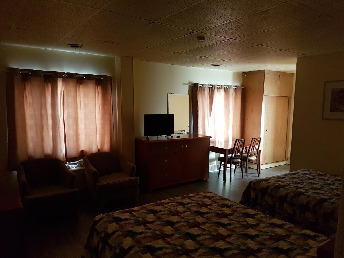 Beaver Hotel North Battleford Zewnętrze zdjęcie